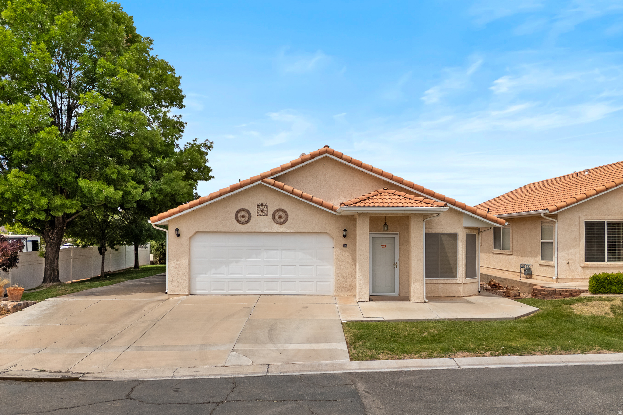 HORIZONS WEST 1 AMD - Residential