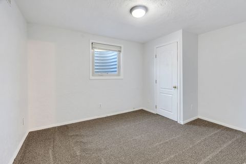 Tiny photo for 1327 N MAIN ST, Farmington, UT 84025 (MLS # 2150858)