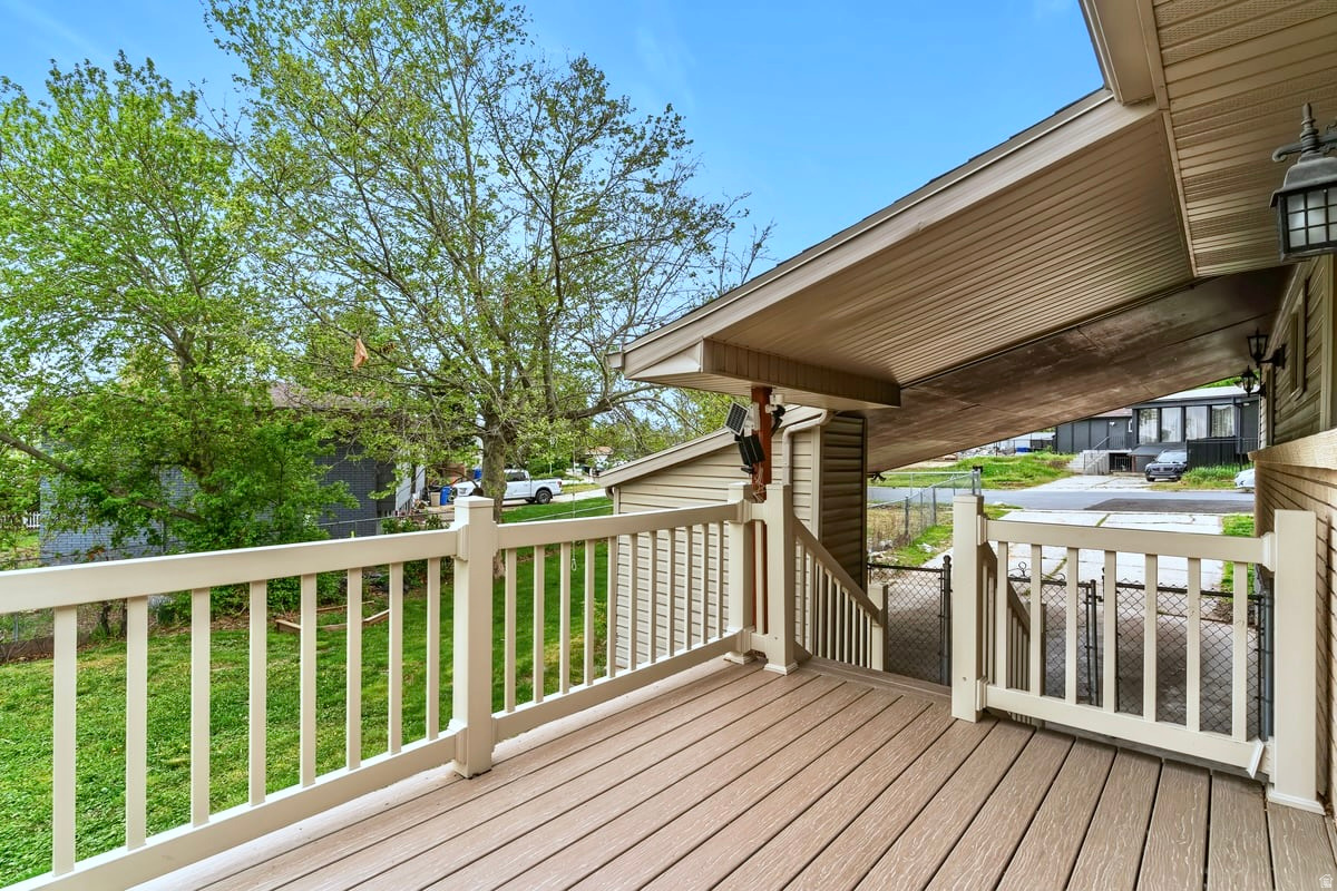 MOON PARK - Residential