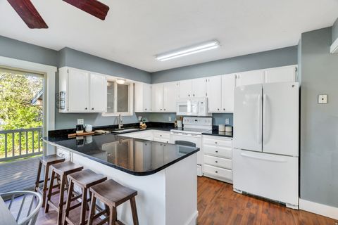 Tiny photo for 1327 N MAIN ST, Farmington, UT 84025 (MLS # 2150858)