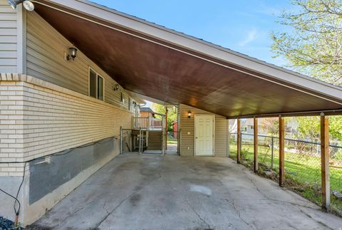 Tiny photo for 1327 N MAIN ST, Farmington, UT 84025 (MLS # 2150858)