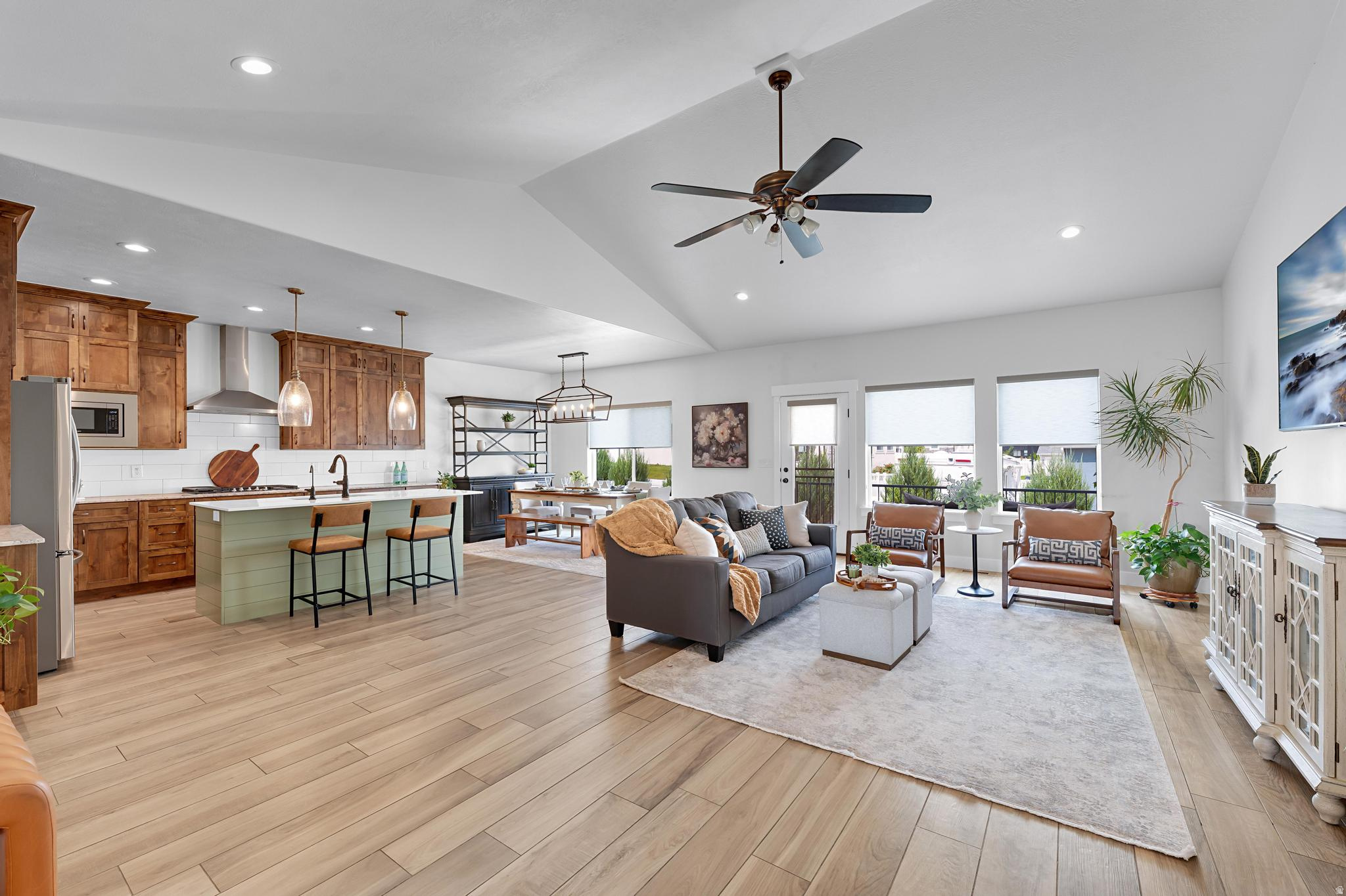 CATALINA BAY - Residential