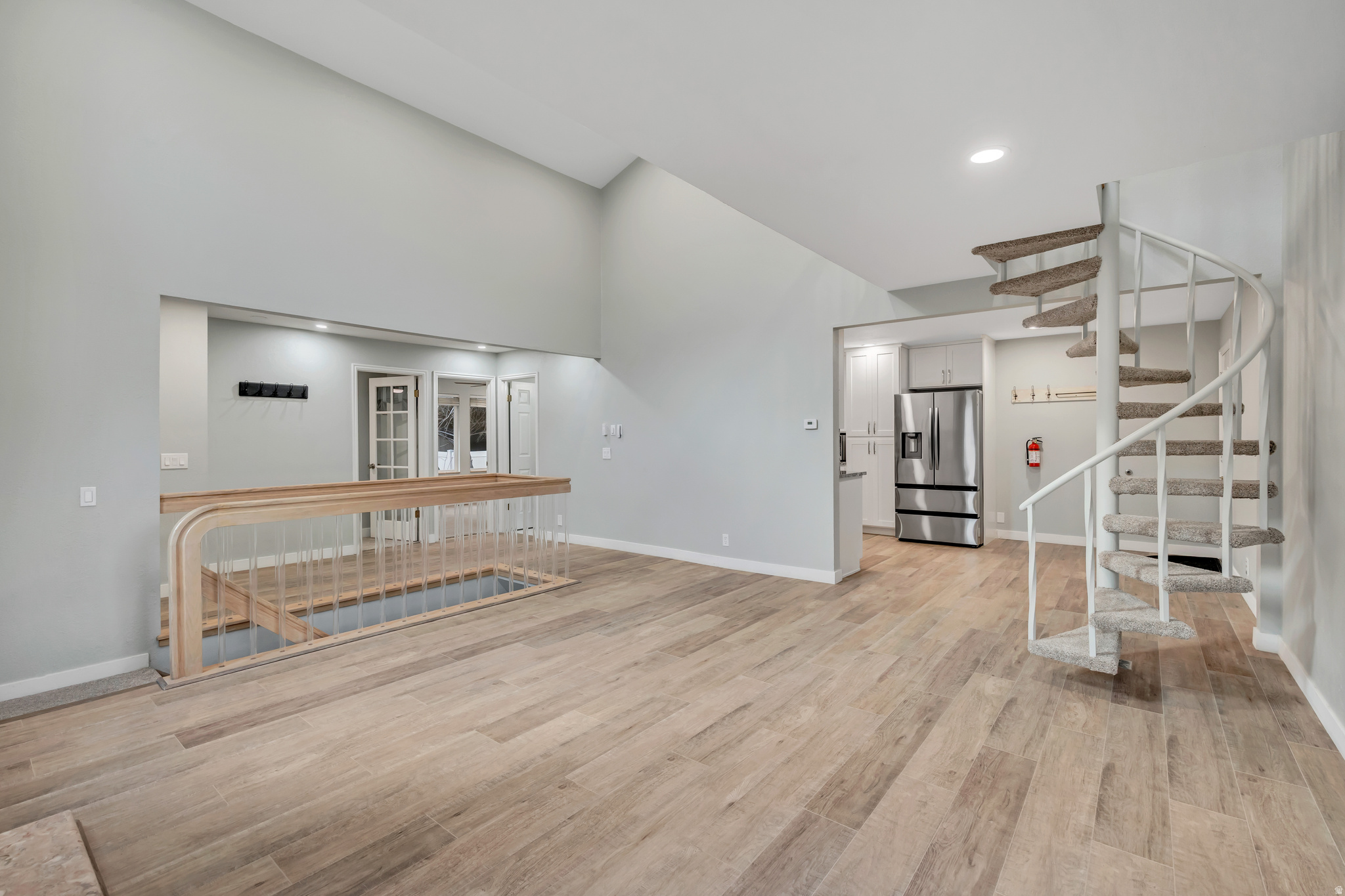 SANDY VILLAGE - Residential Lease