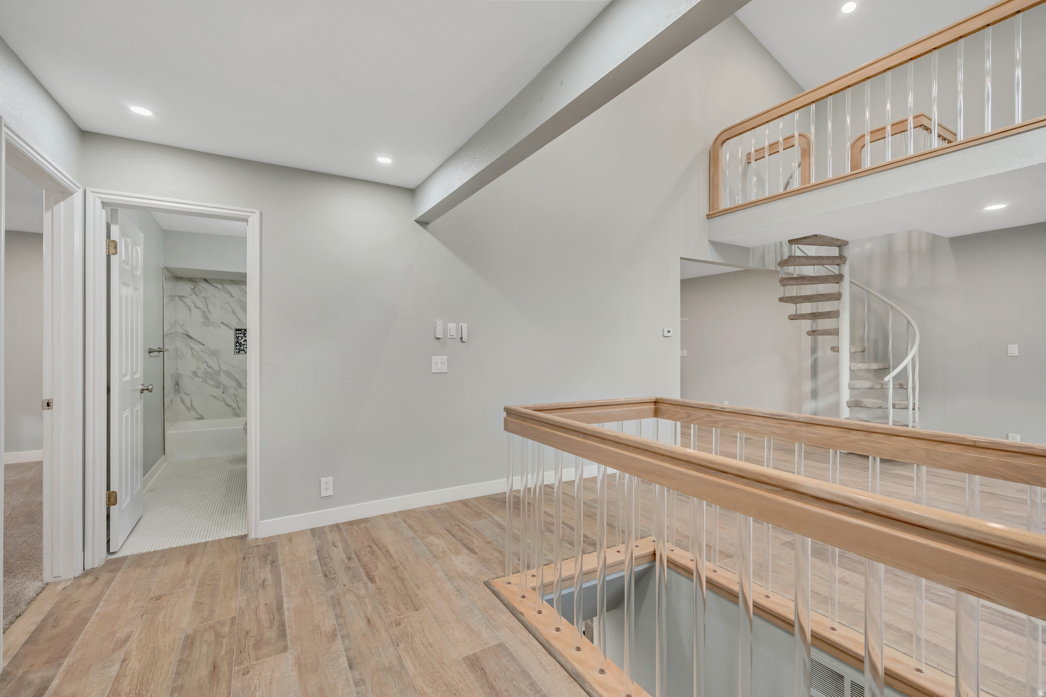 SANDY VILLAGE - Residential Lease