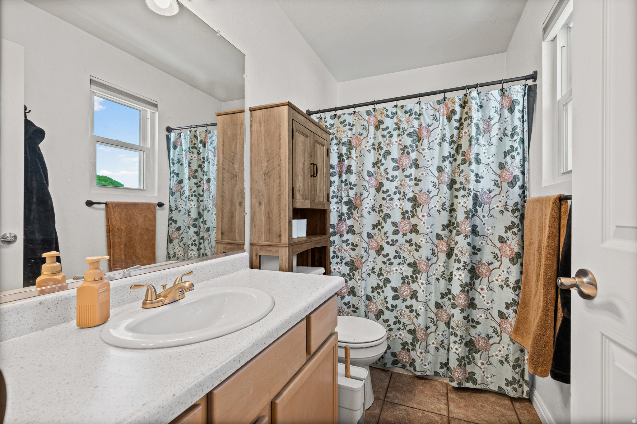 MEADOW CREEK VILLAGE - Residential