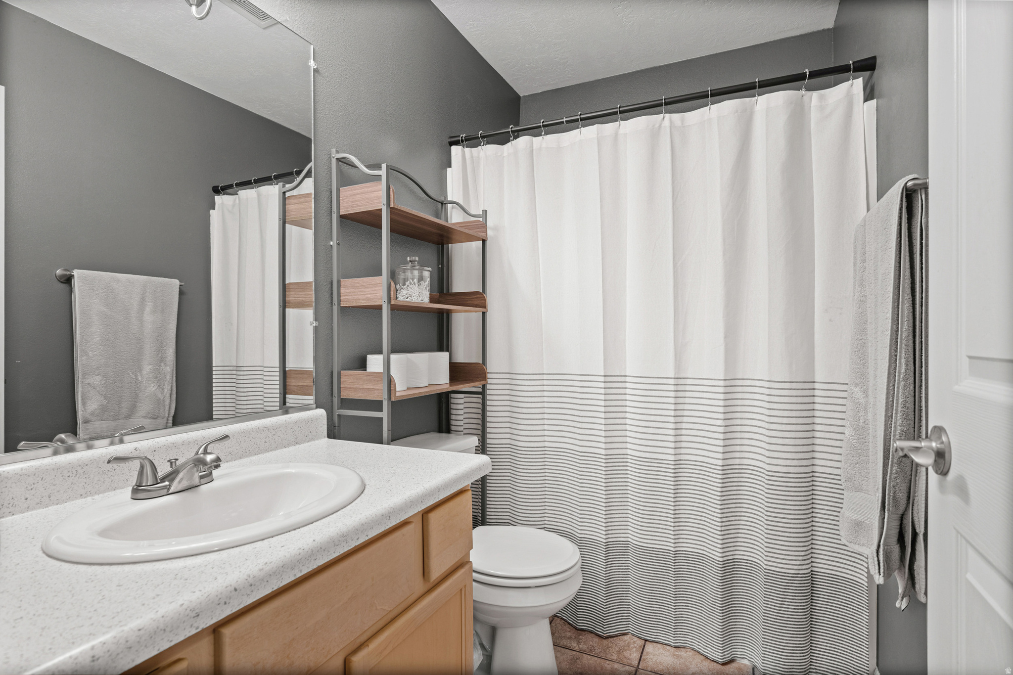 MEADOW CREEK VILLAGE - Residential