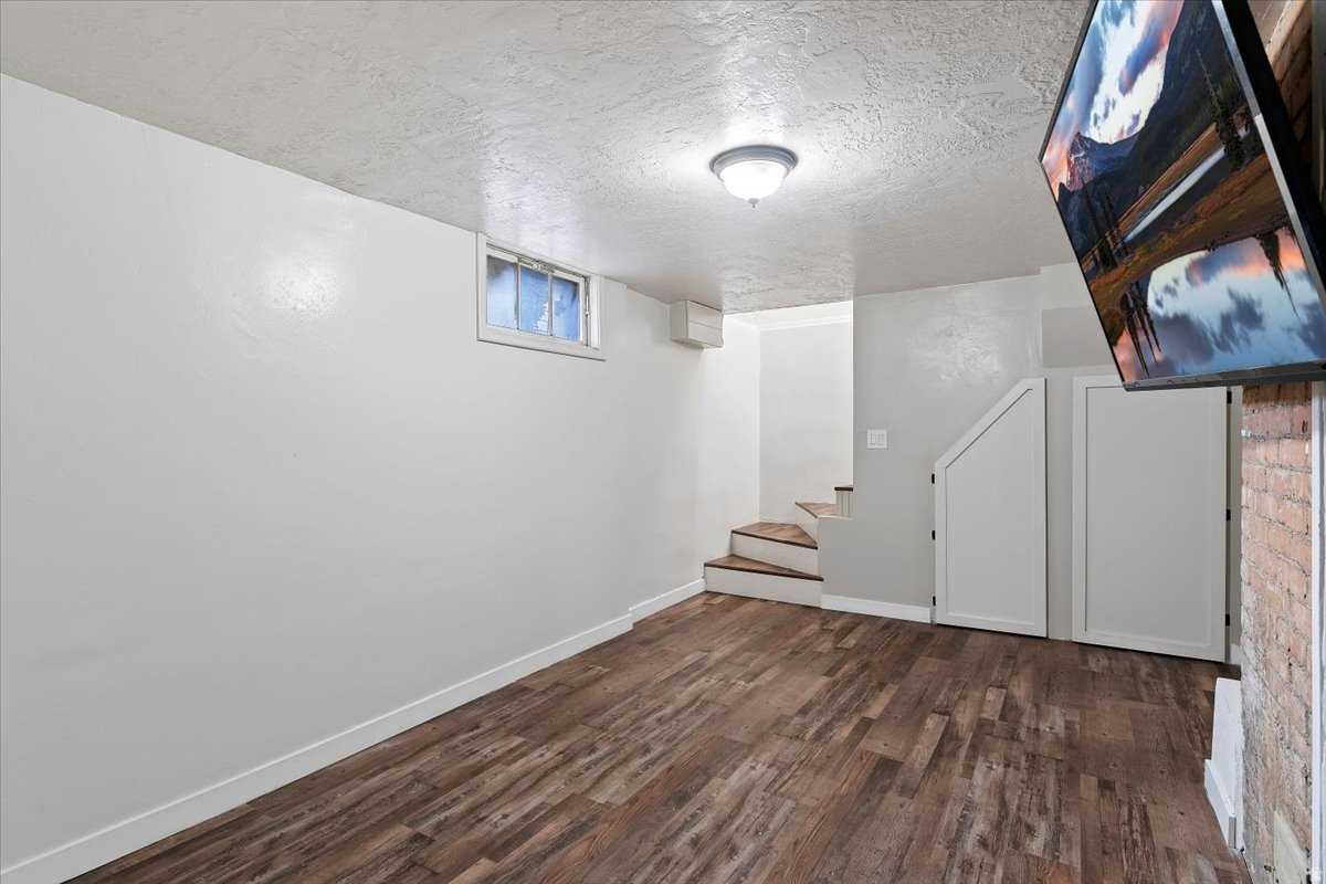 CAMPBELL HEIGHTS - Residential