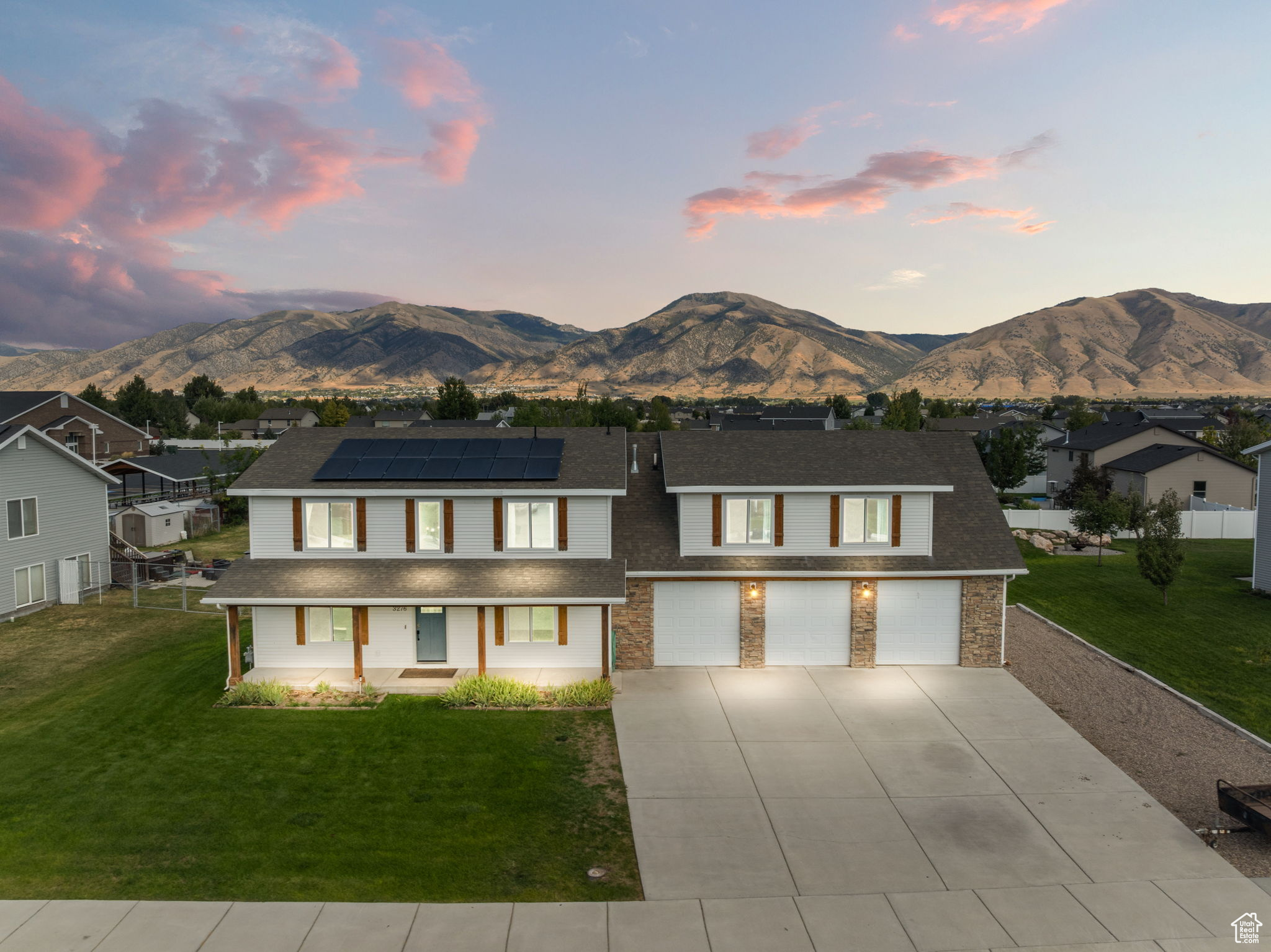 FOXBORROUGH ESTATES PHASE 1 - Residential