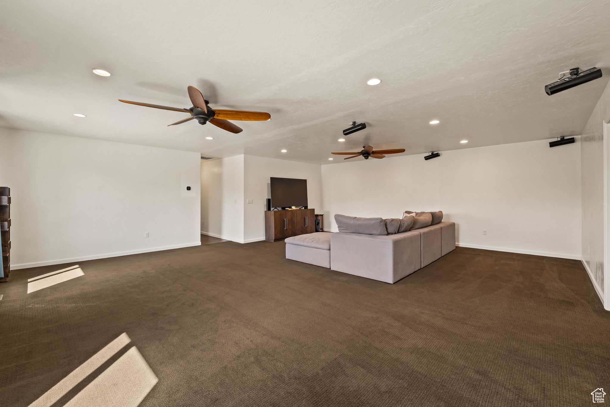 FOXBORROUGH ESTATES PHASE 1 - Residential