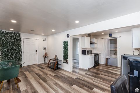 3304 S 460 E, South Salt Lake, UT 84115 - MLS#: 2074129