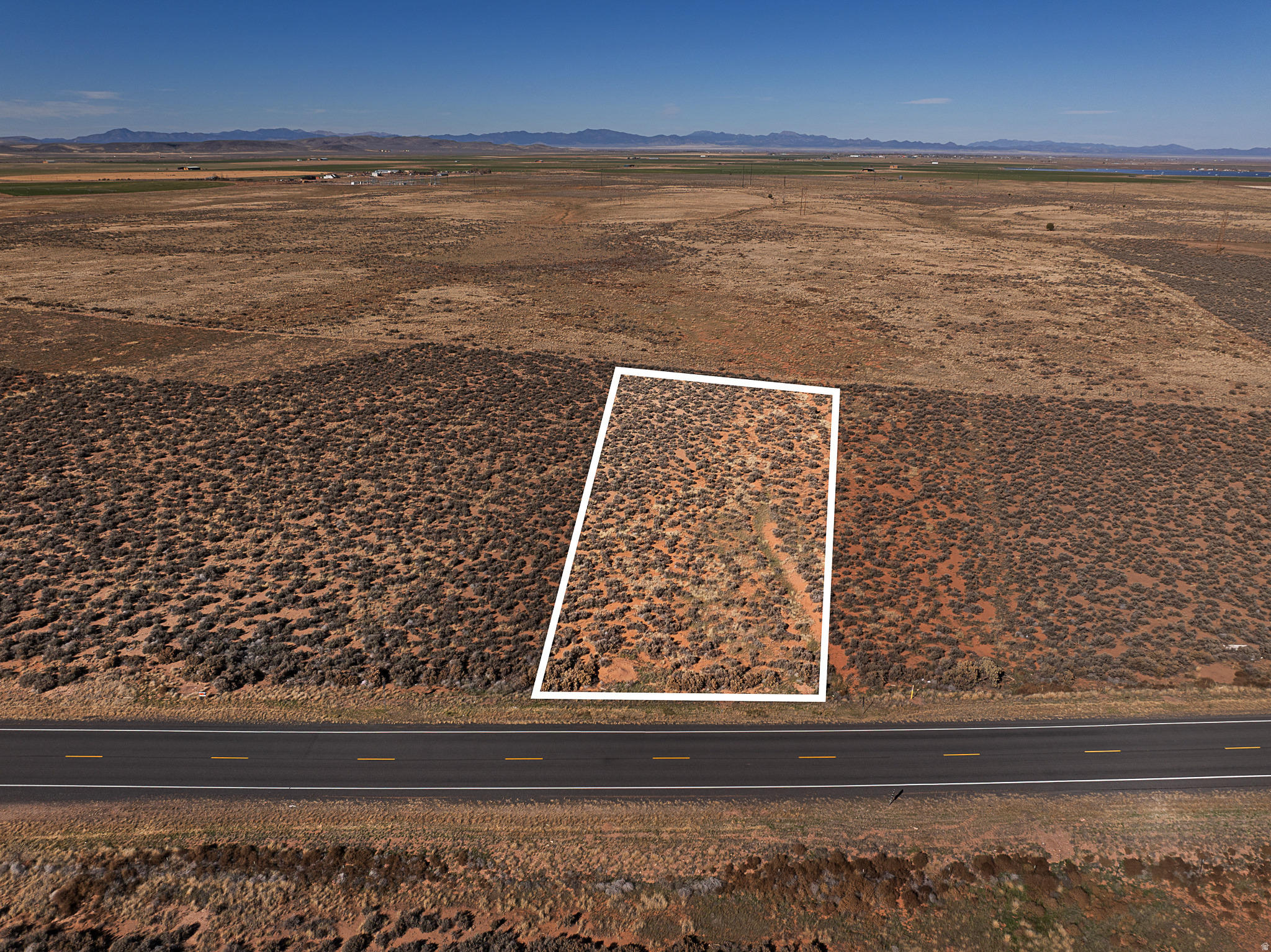 ENTERPRISE RANCHOS - Land