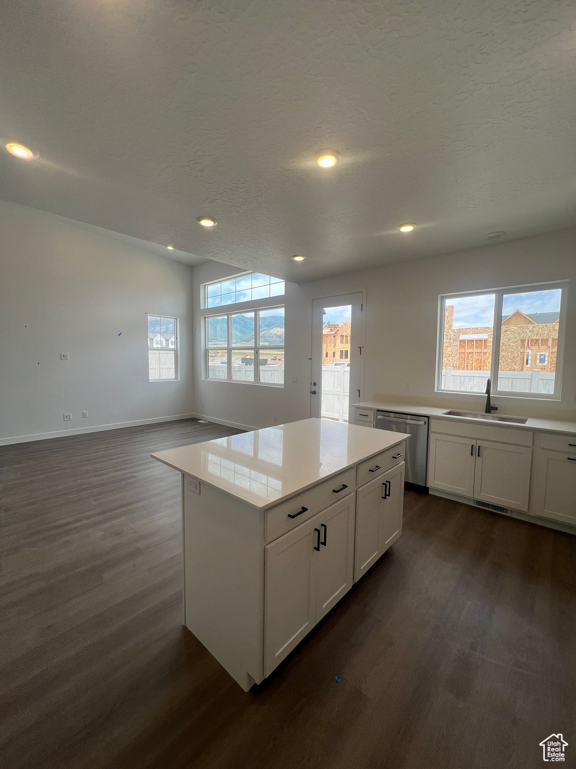 FIREFLY - Residential