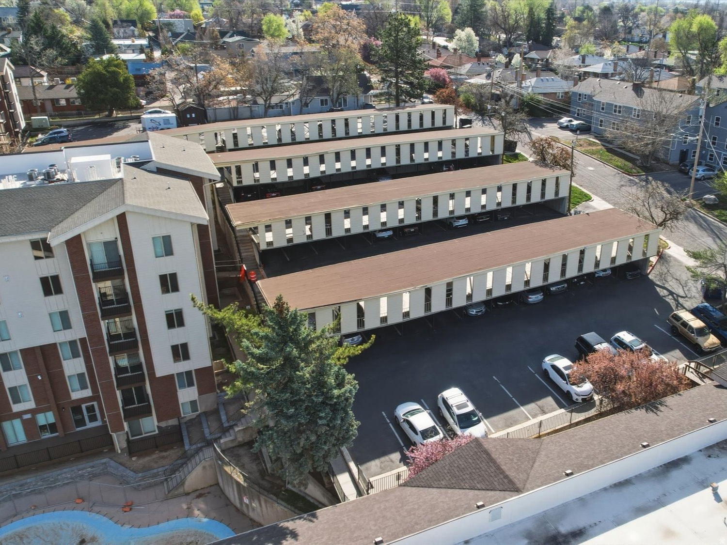 INCLINE TERRACE - Residential