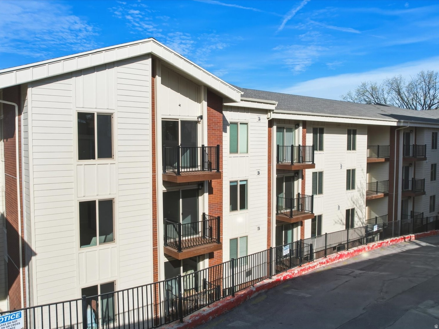 INCLINE TERRACE - Residential