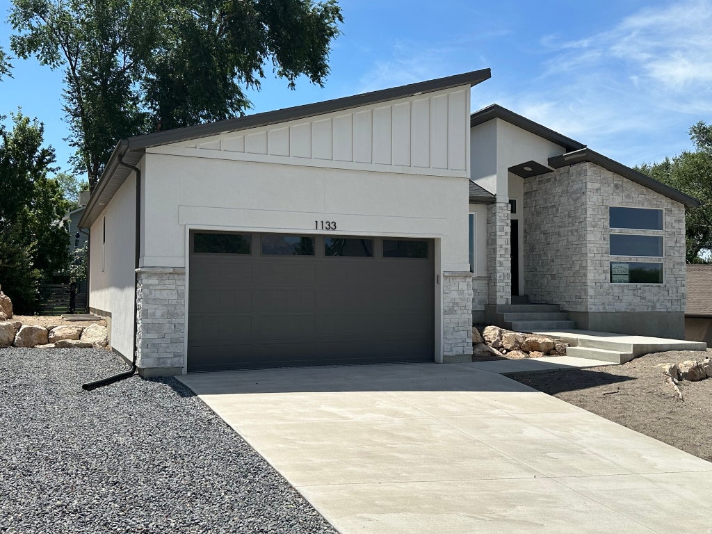 Photo of 1133 E BENCHVIEW DR, Ogden, UT 84404 (MLS # 2185342)