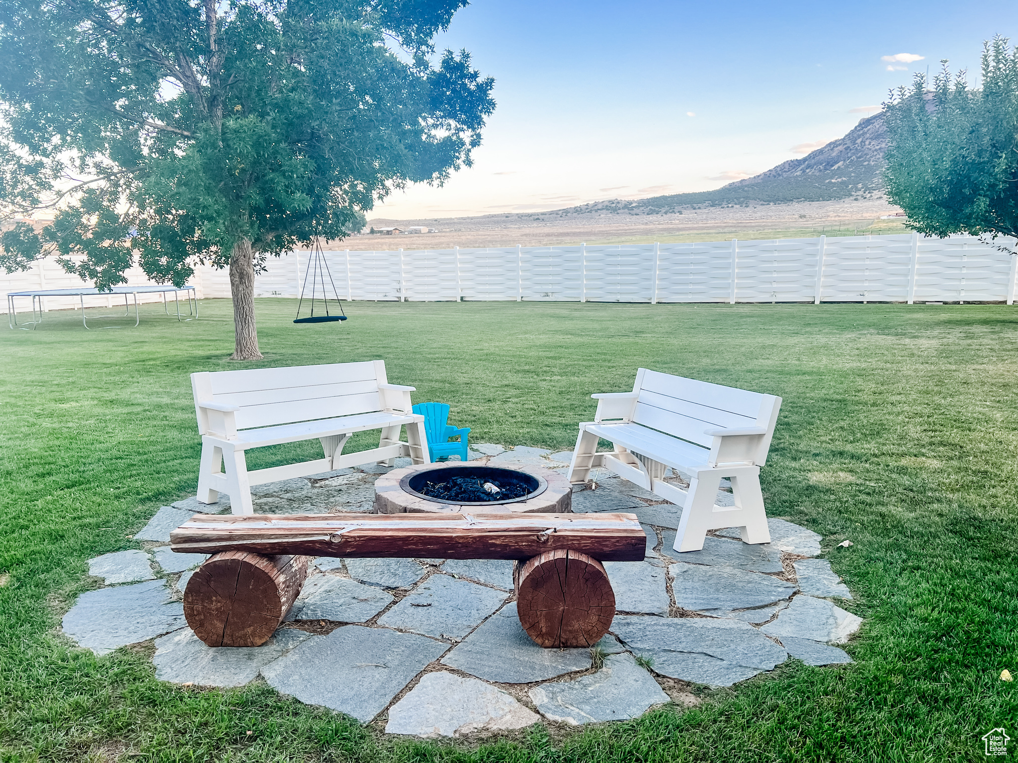 GREENFIELDS DOWNS - Residential