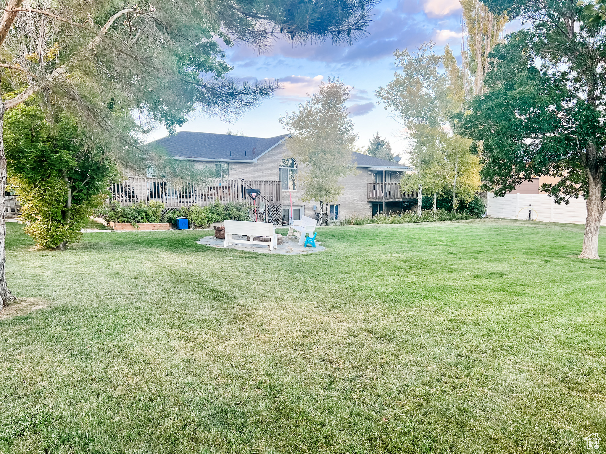 GREENFIELDS DOWNS - Residential