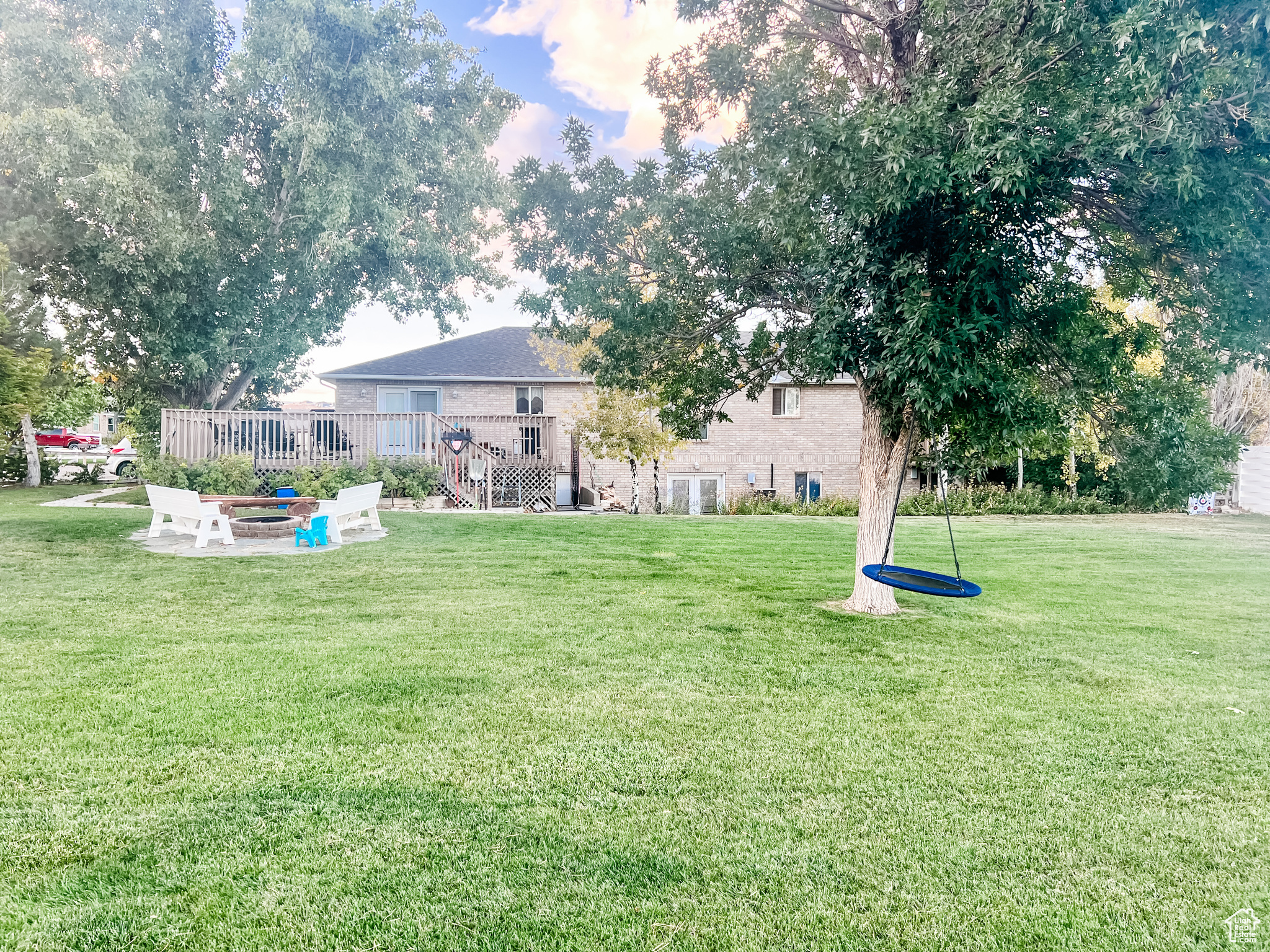 GREENFIELDS DOWNS - Residential