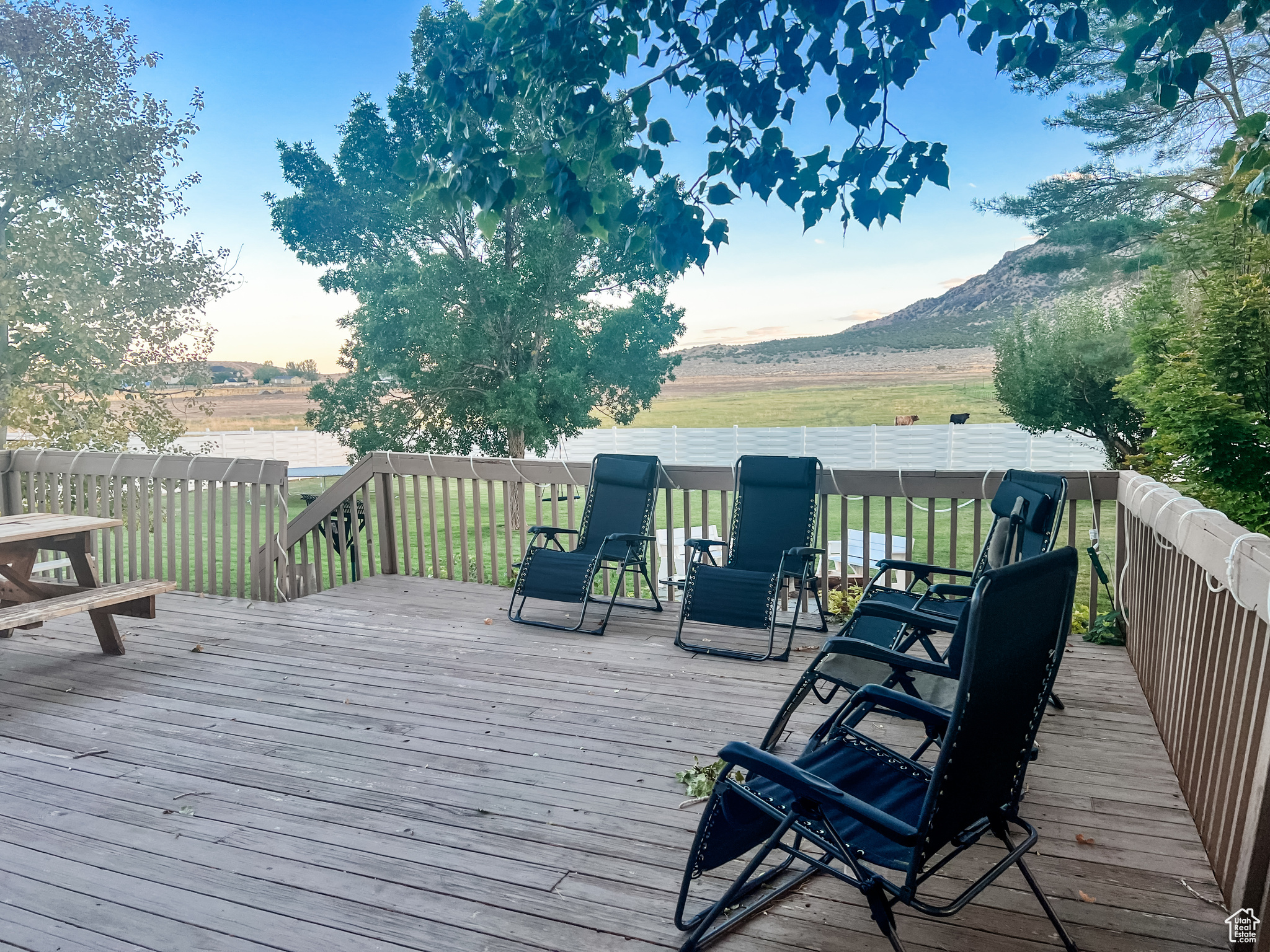 GREENFIELDS DOWNS - Residential