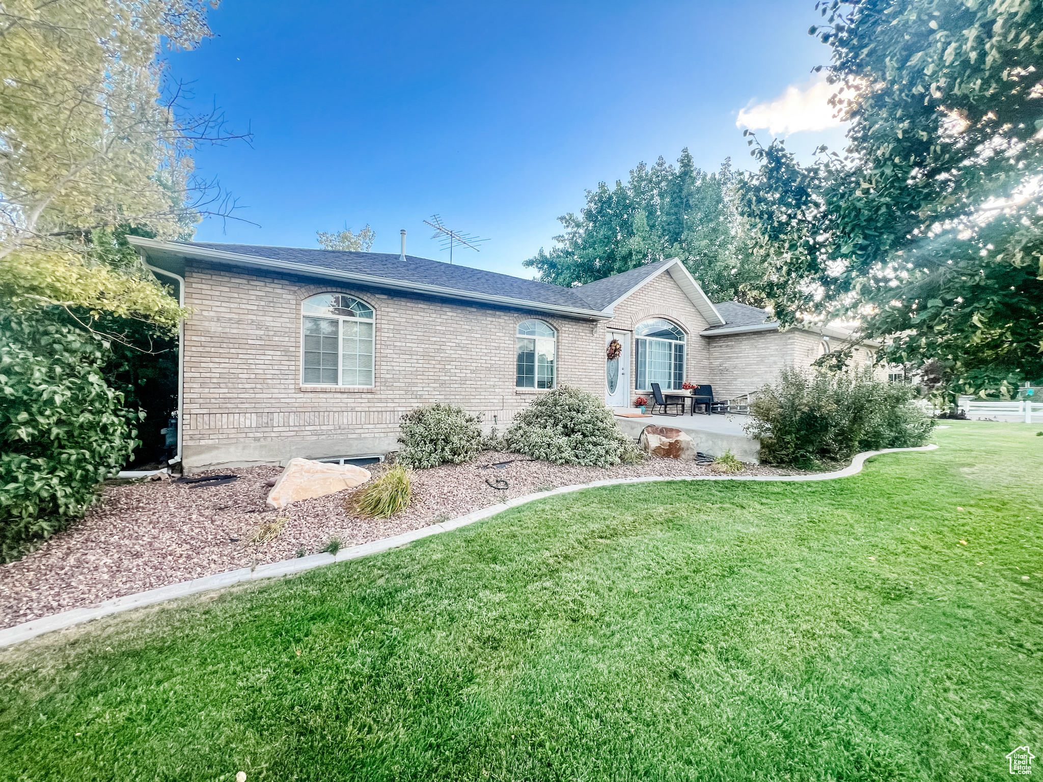 GREENFIELDS DOWNS - Residential