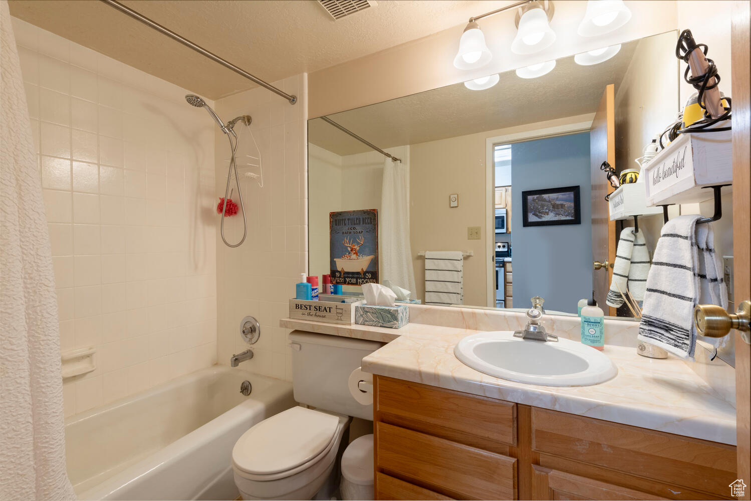THE WOLF LODGE CONDO - Residential