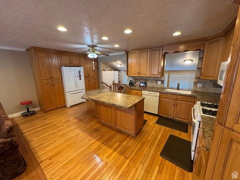 Tiny photo for 5748 S FERRON CIR, Taylorsville, UT 84129 (MLS # 2118857)