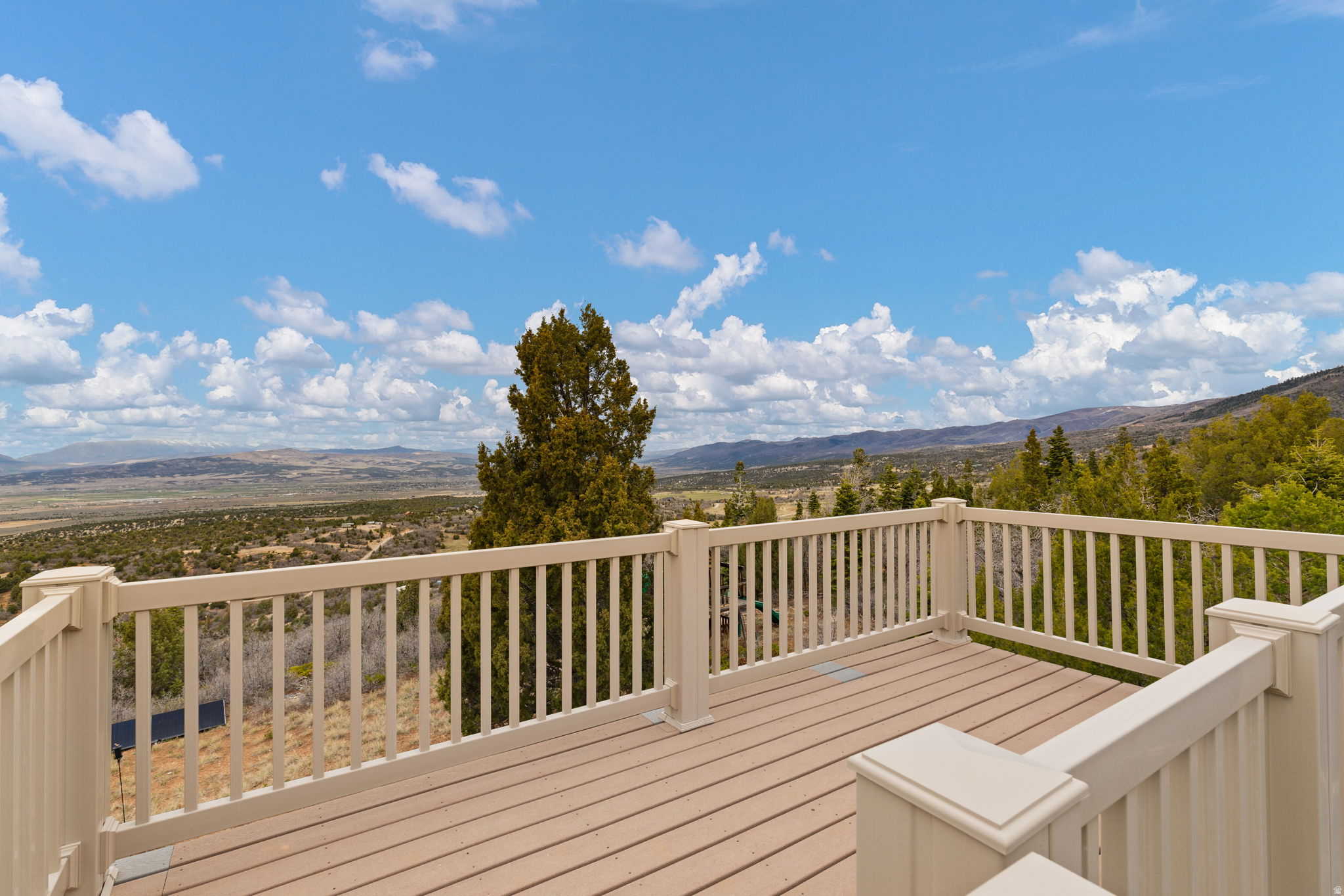 SPRING CITY RANCHERO - Land