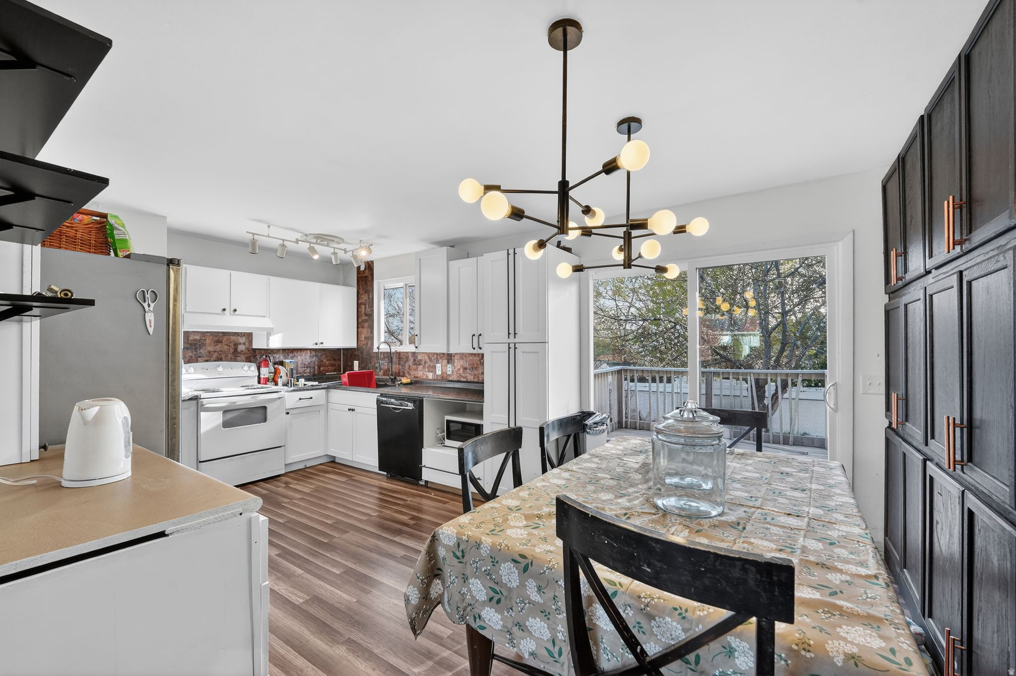 SUNDOWN - Residential