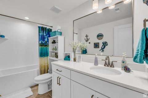 Tiny photo for 447 W JUNE DR, Kaysville, UT 84037 (MLS # 2116559)