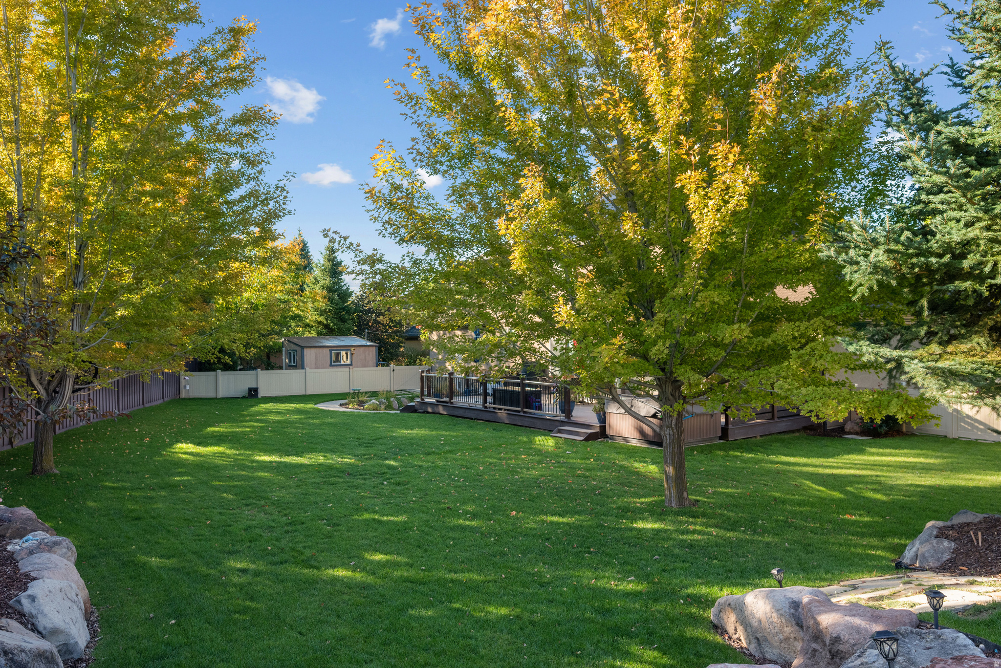 BLESSING ROCK AT BEACON HILL - Residential
