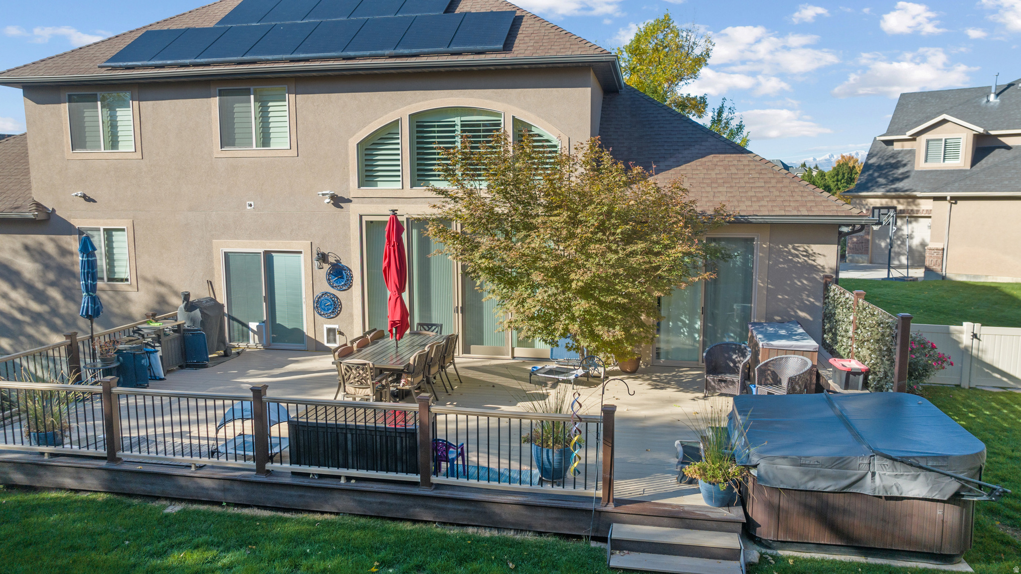 BLESSING ROCK AT BEACON HILL - Residential