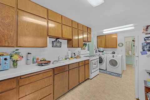 Tiny photo for 231 N 100 W, Springville, UT 84663 (MLS # 2133100)