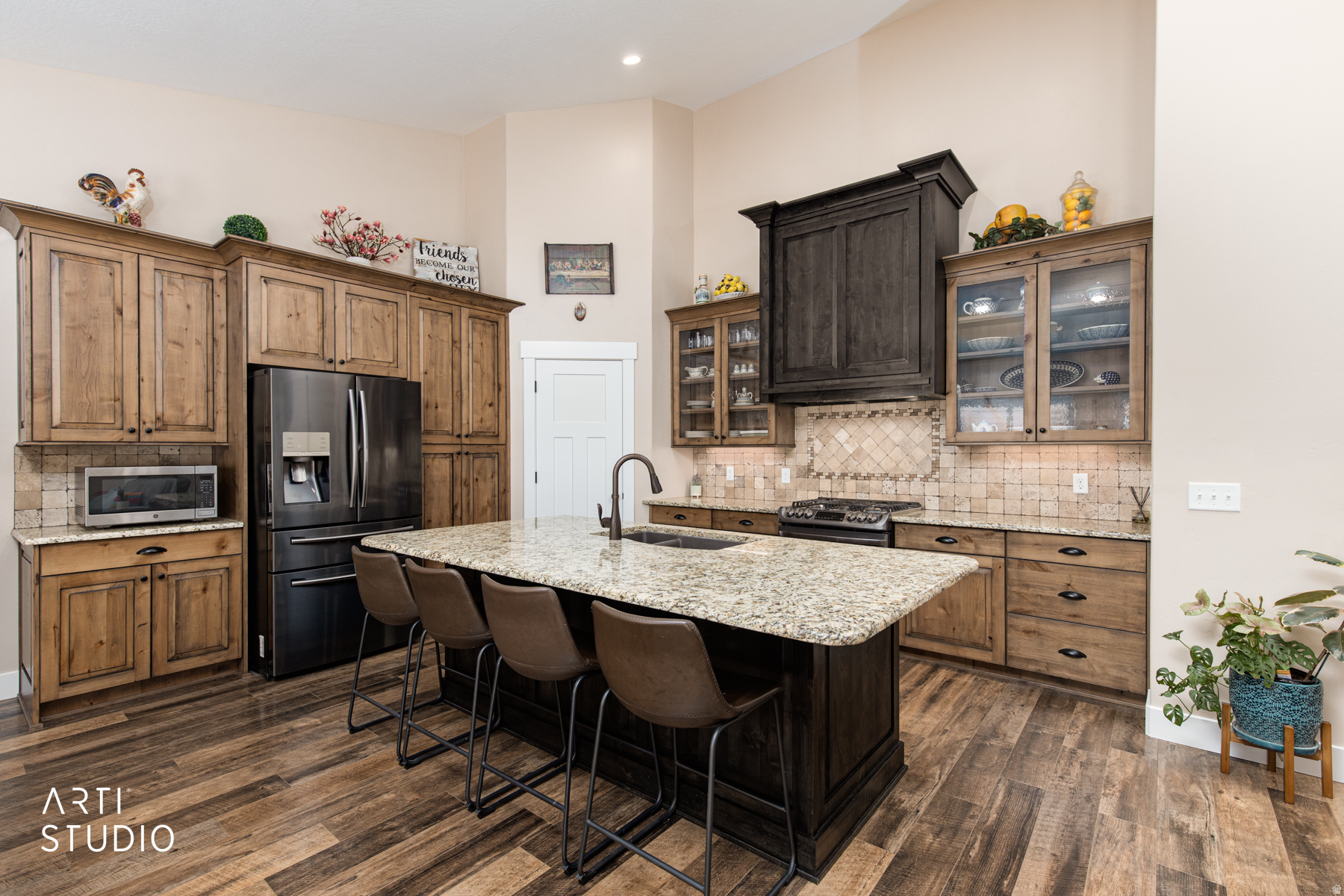 REMUDA COURT PHASE 2 - Residential