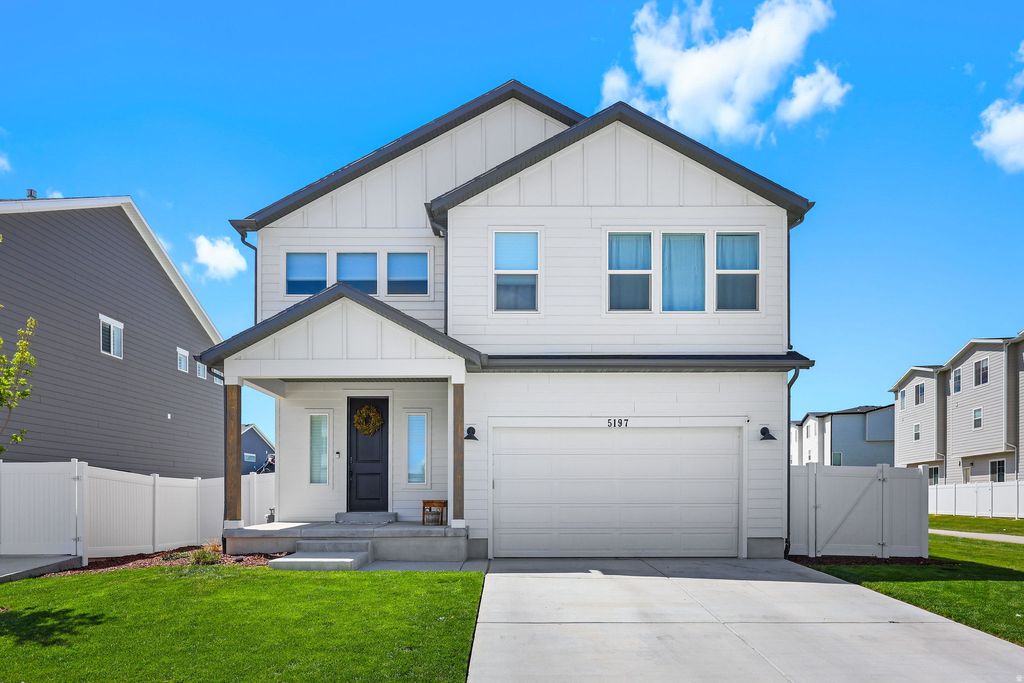 Photo of 5197 N FOLKSTONE DR, Eagle Mountain, UT 84005 (MLS # 2153334)