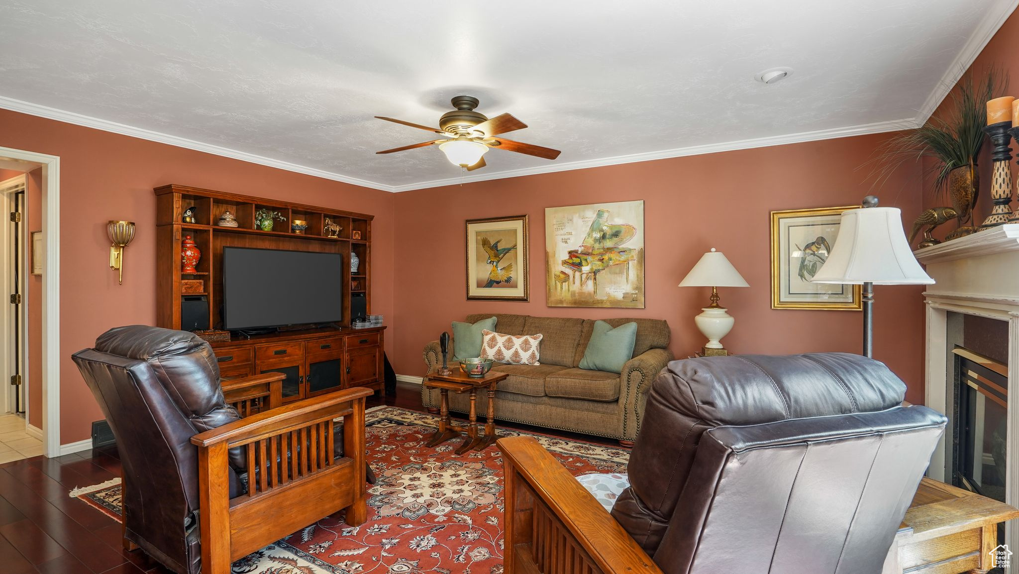 EMERALD HEIGHTS CONDMN - Residential