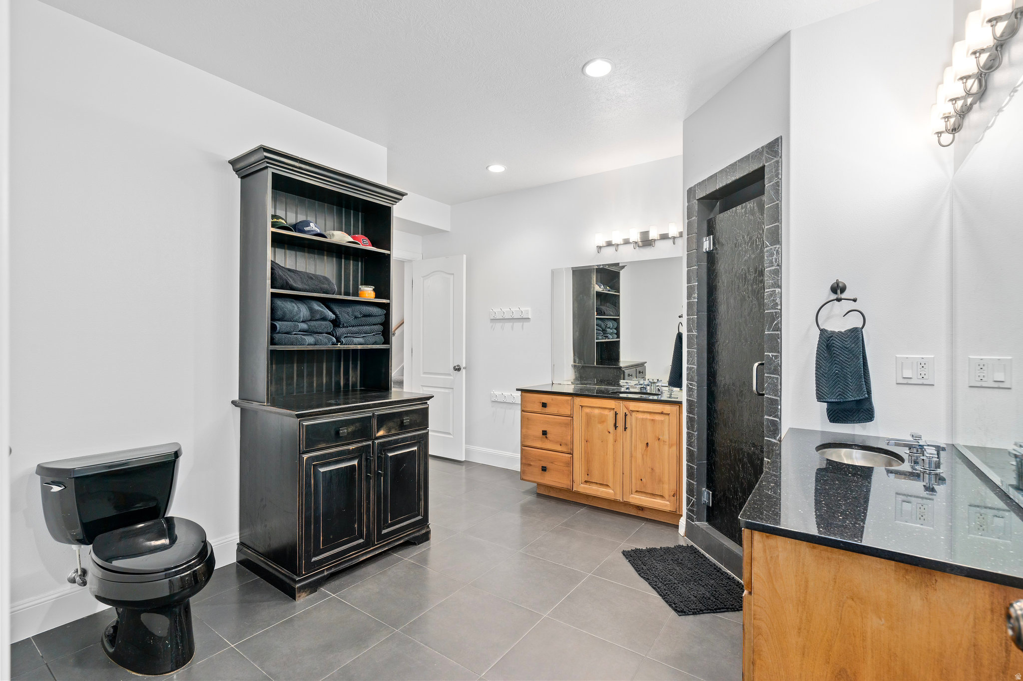 WOLFCREST HOLLOW - Residential