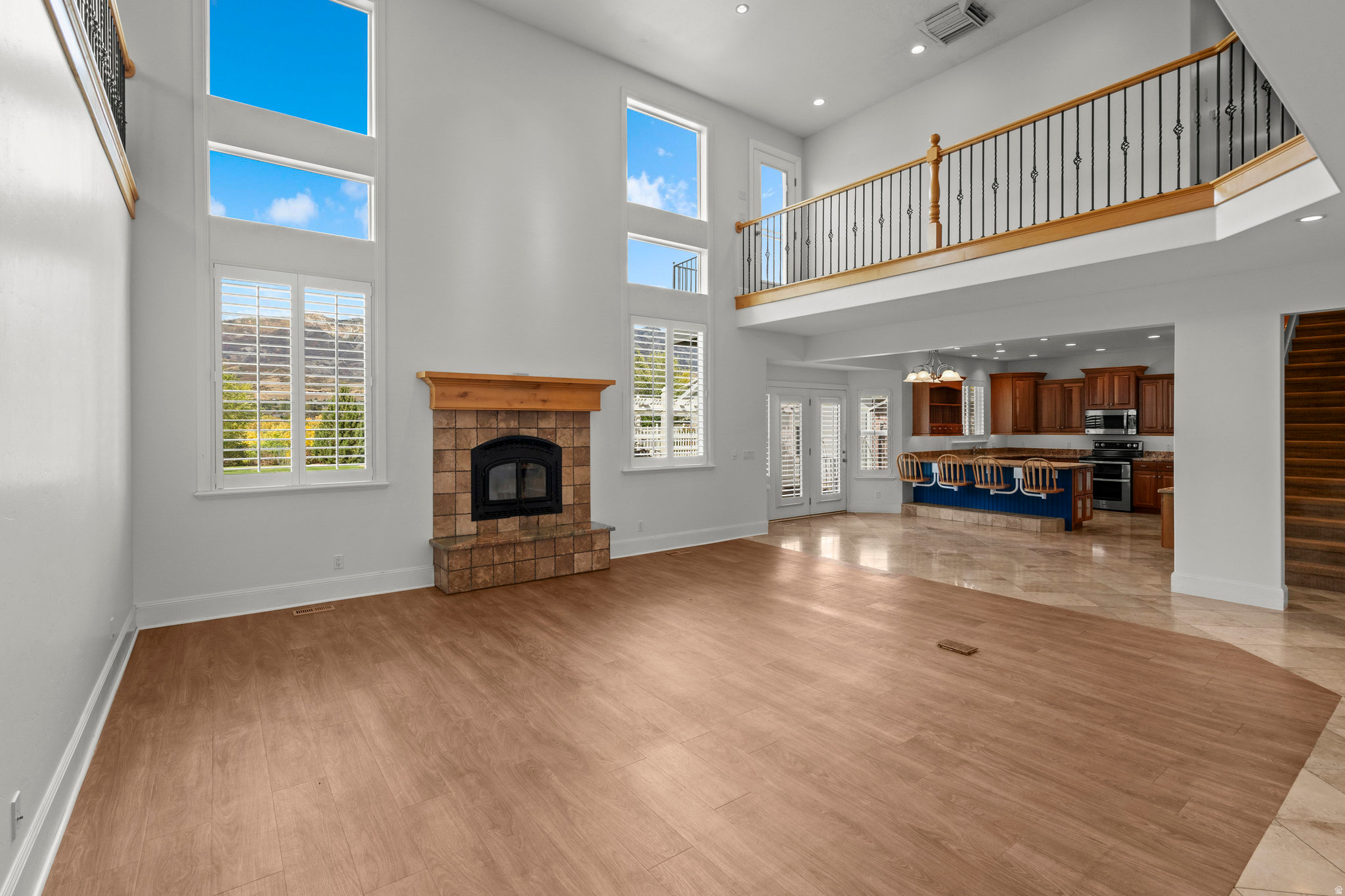 WOLFCREST HOLLOW - Residential