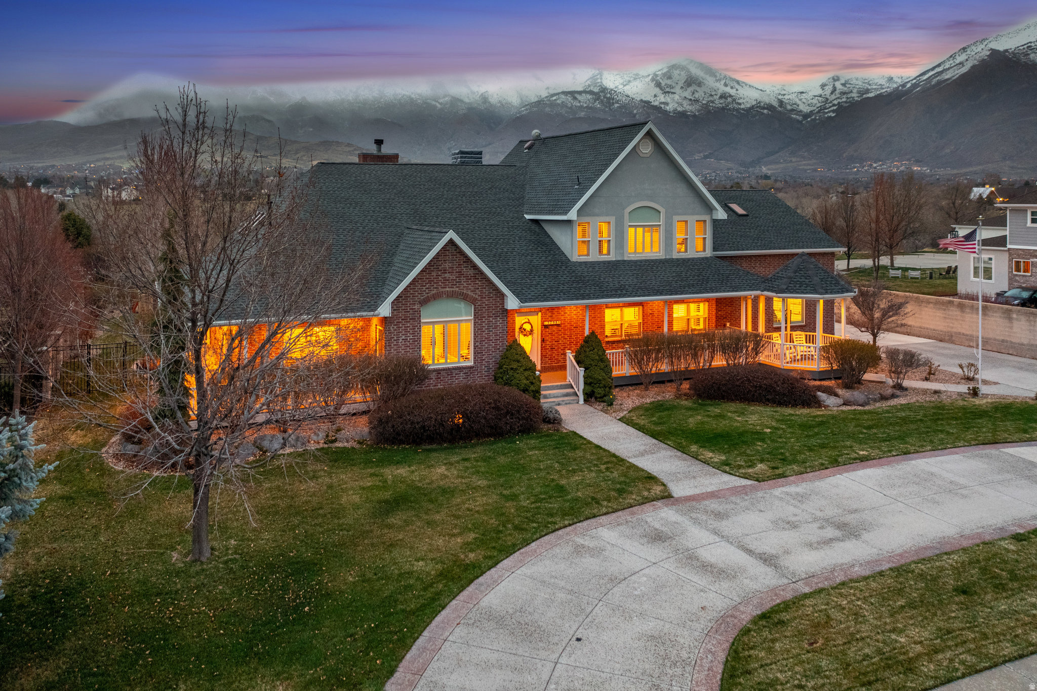 WOLFCREST HOLLOW - Residential