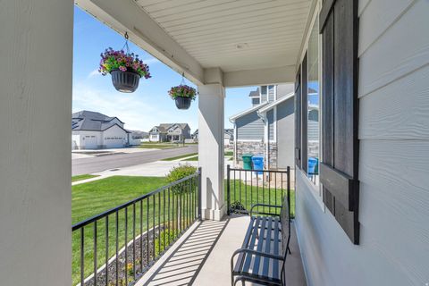 Tiny photo for 224 N 2650 W, Lehi, UT 84043 (MLS # 2155456)