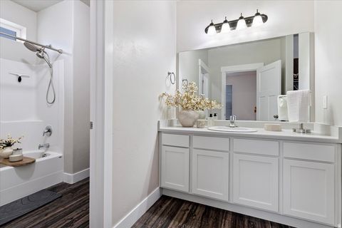 Tiny photo for 660 N EMERY LN W, Vineyard, UT 84059 (MLS # 2139465)