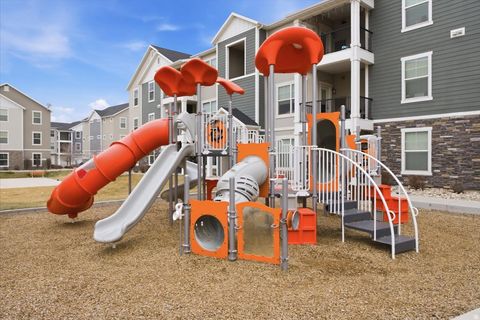 Tiny photo for 660 N EMERY LN W, Vineyard, UT 84059 (MLS # 2139465)