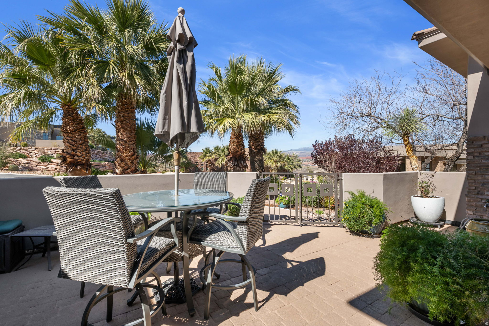 STONE CLIFF 1 - Residential