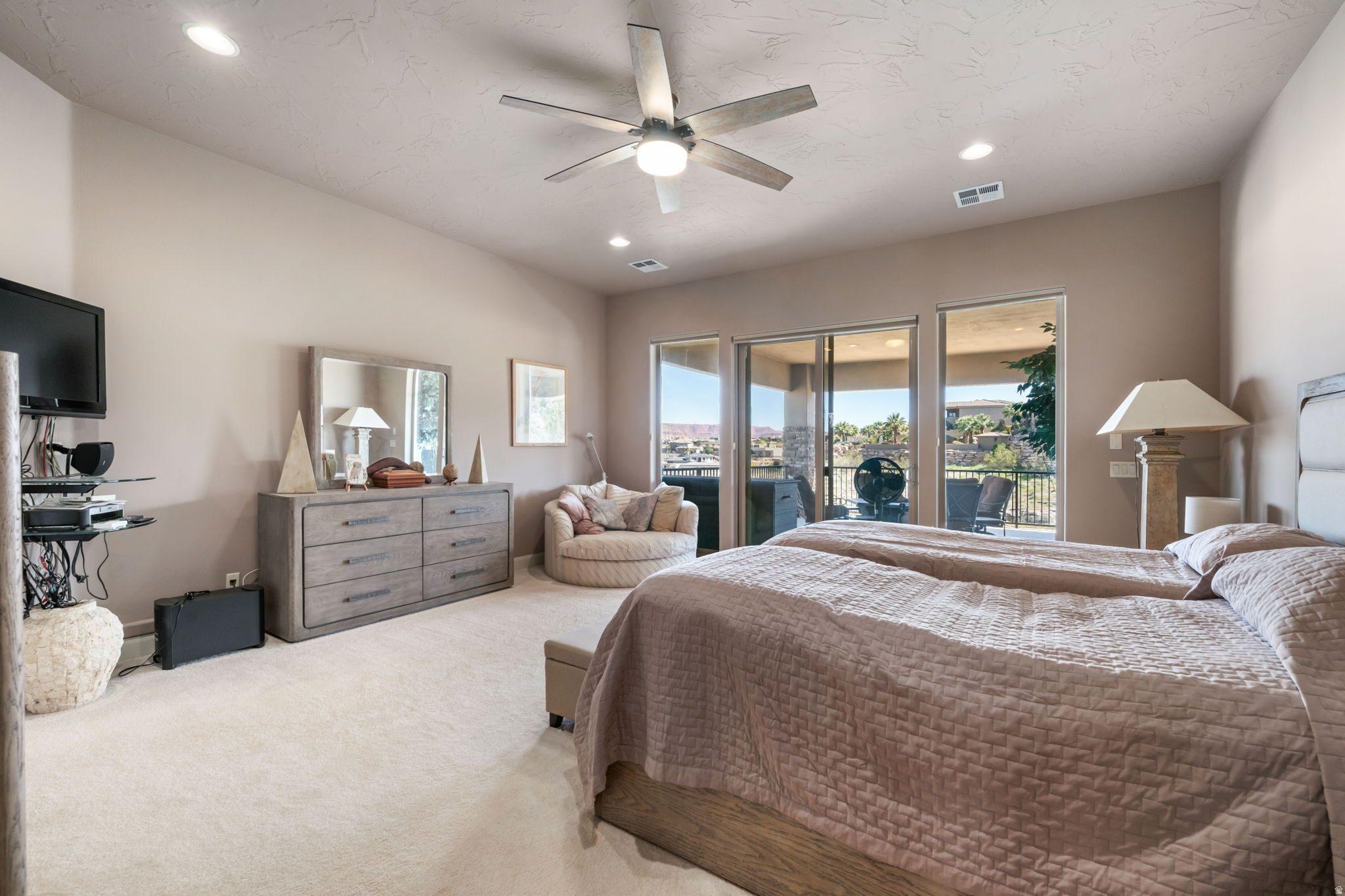 STONE CLIFF 1 - Residential