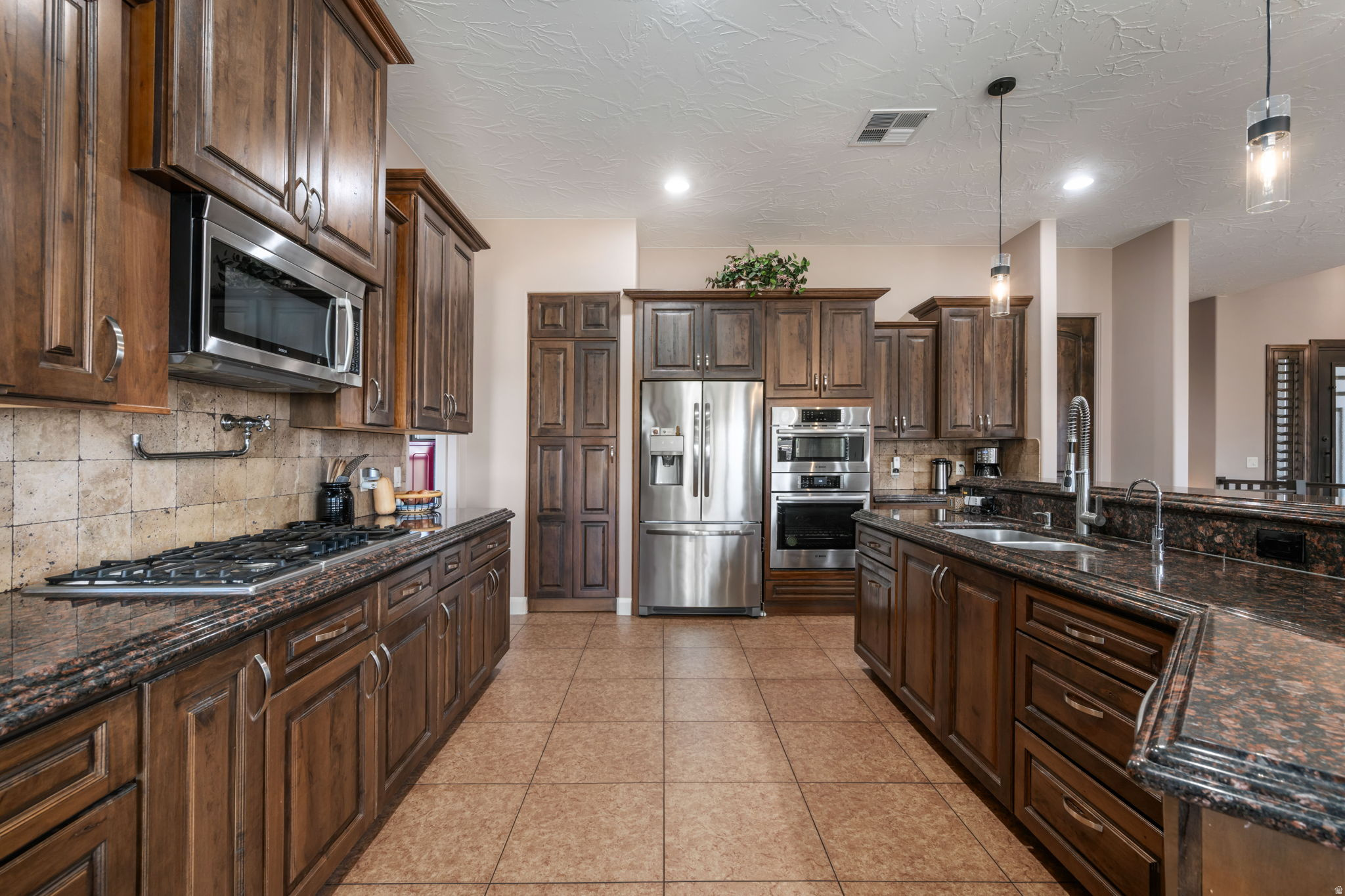 STONE CLIFF 1 - Residential