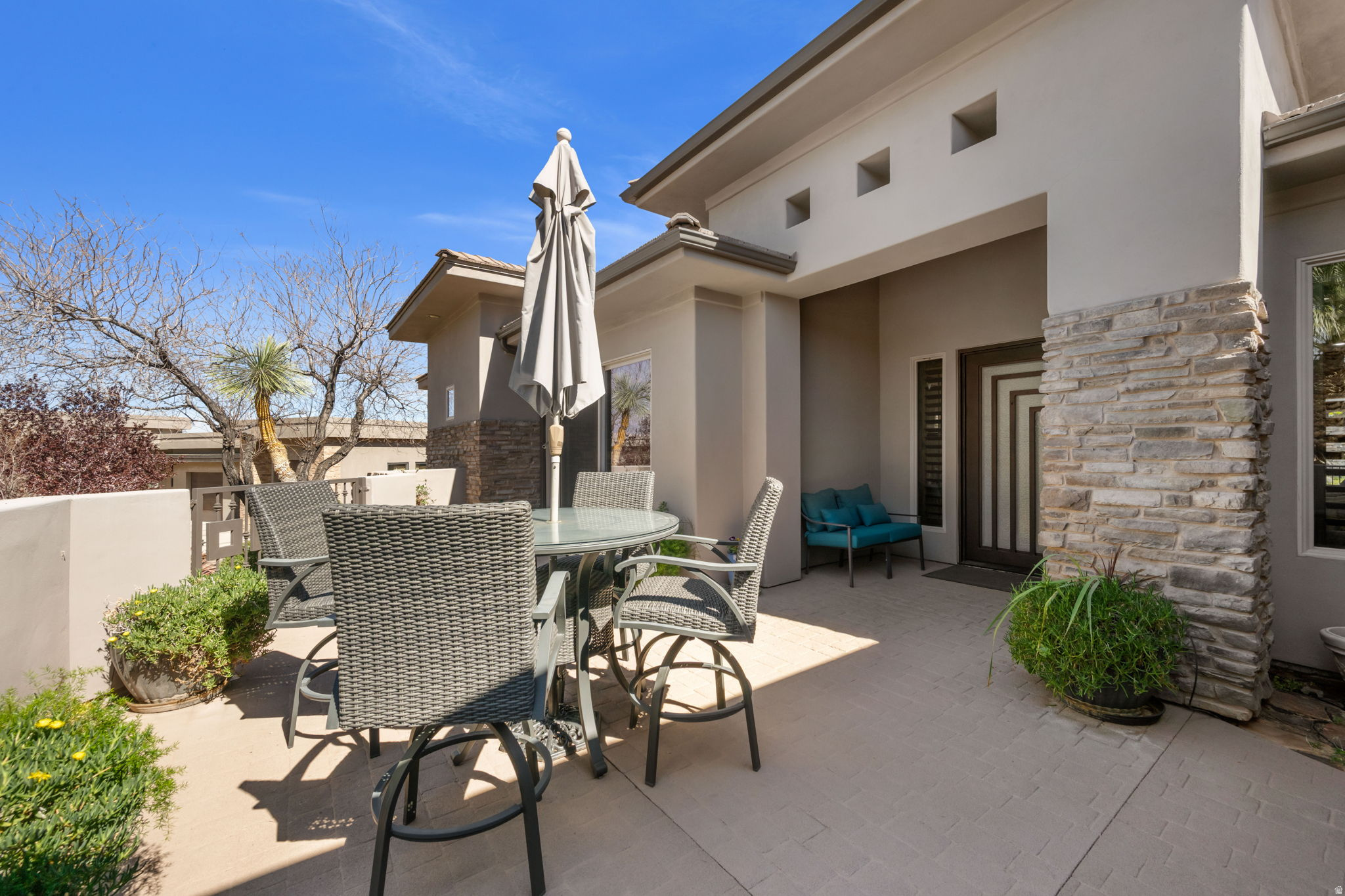 STONE CLIFF 1 - Residential