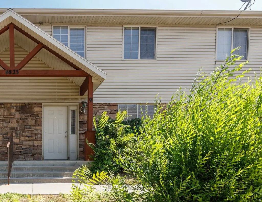 Photo of 4823 OLD POST RD, Ogden, UT 84403 (MLS # 2185418)