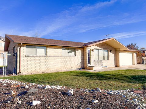 Photo of 567 S 670 E, Orem, UT 84097 (MLS # 2122252)