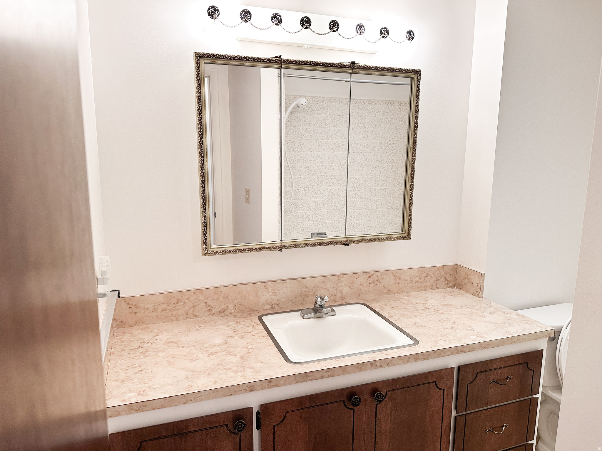 SOUTHGATE PARK - Residential