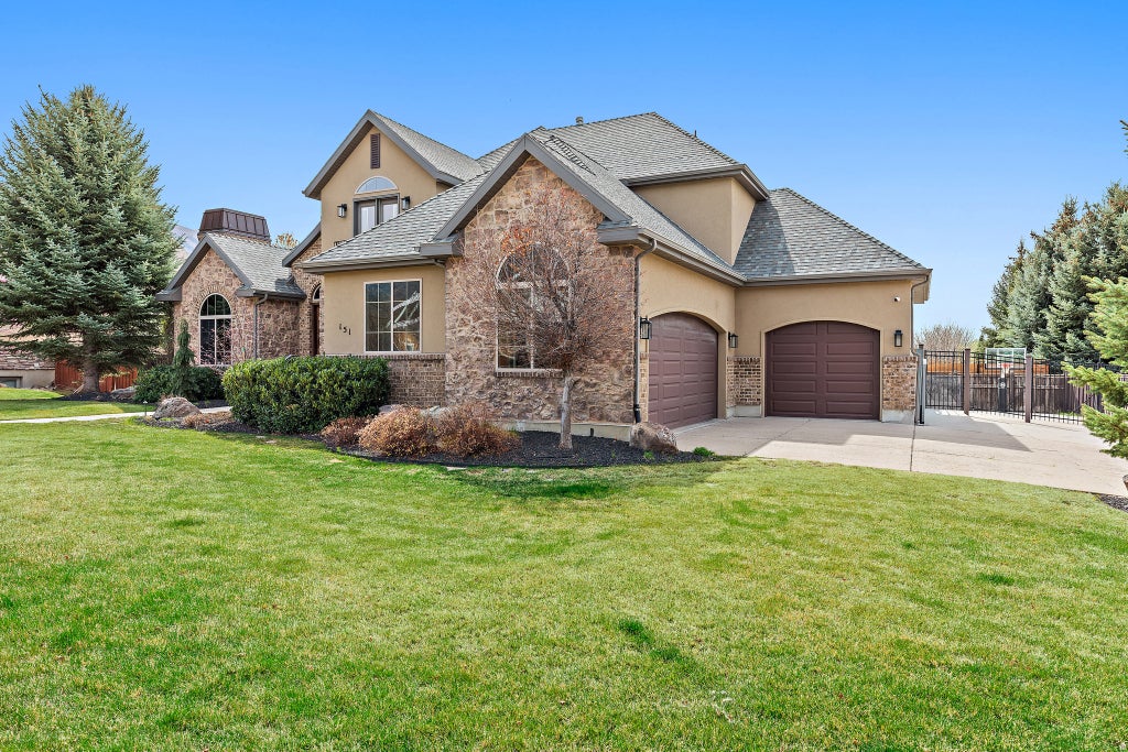 Photo of 151 W GLACIER LILY DR N, Alpine, UT 84004 (MLS # 2177204)