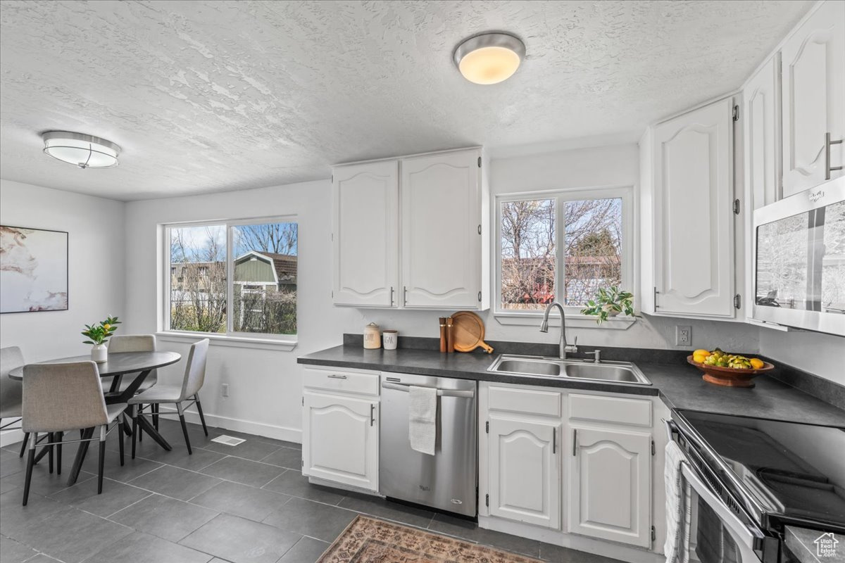 3780 W Moreland Cir, West Jordan, Utah image 4